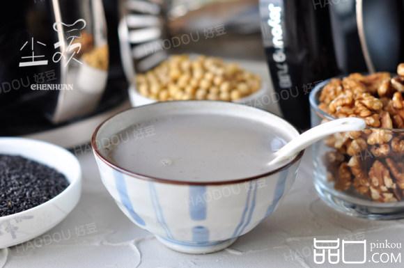 核桃芝麻豆浆