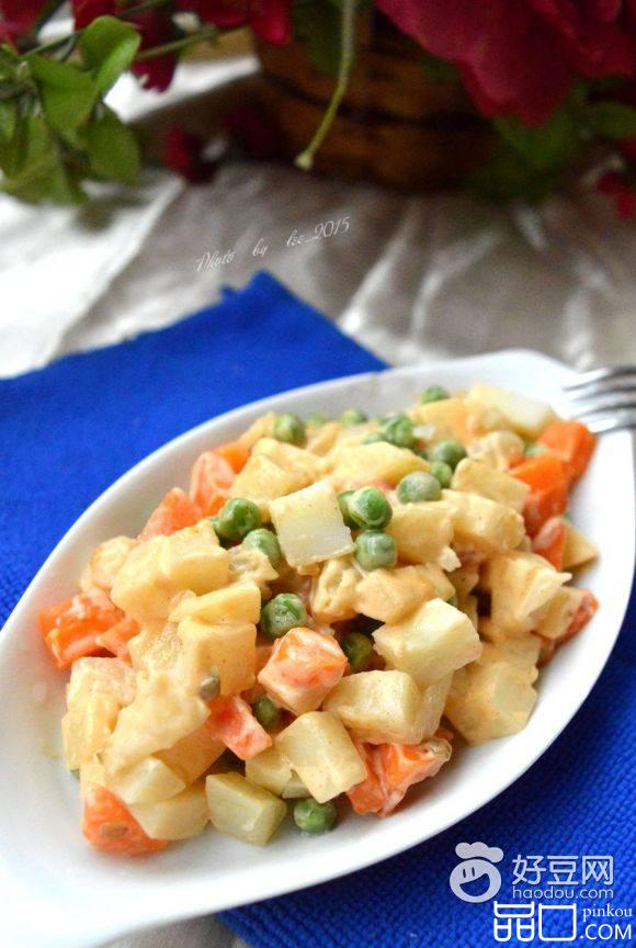 土豆胡萝卜沙拉丁