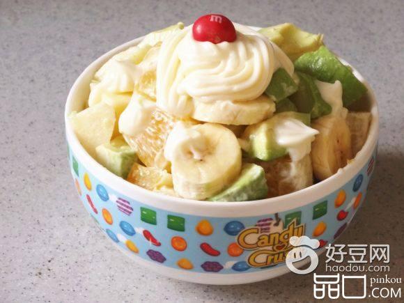 牛油果水果沙拉