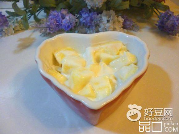 苹果酸奶沙拉