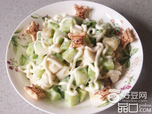 黄瓜香蕉酸奶沙拉