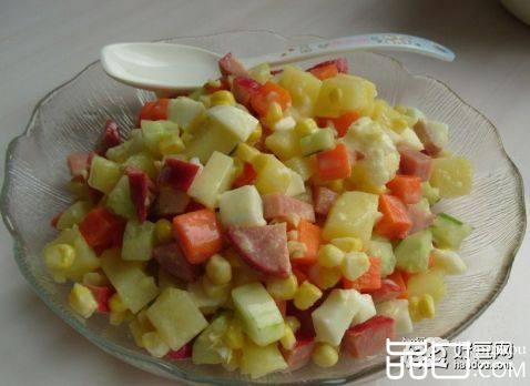 蛋黄鲜蔬沙拉