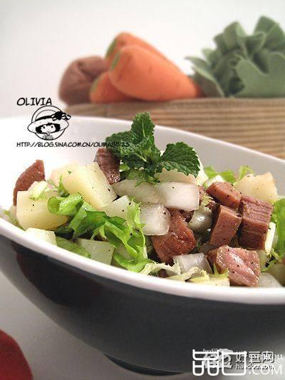 牛肉粒土豆沙拉
