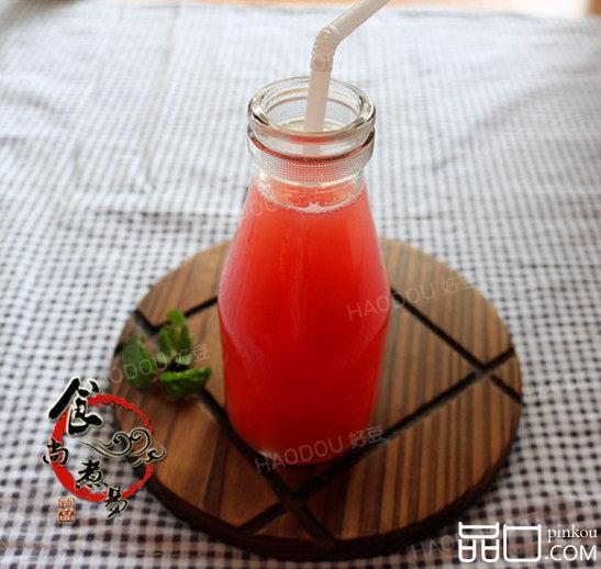 鲜榨红柚汁