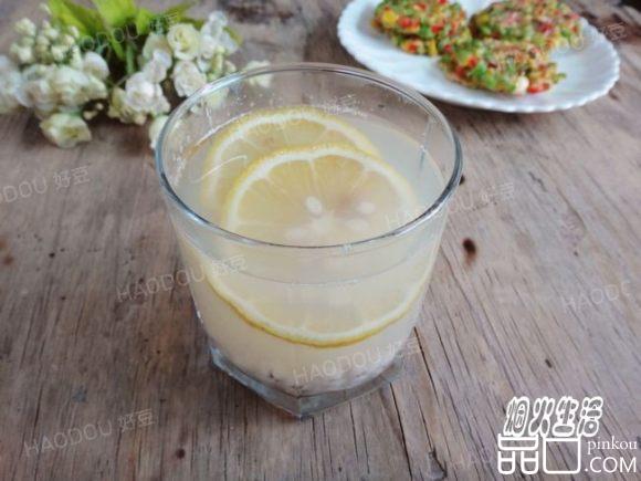 柠檬薏米水