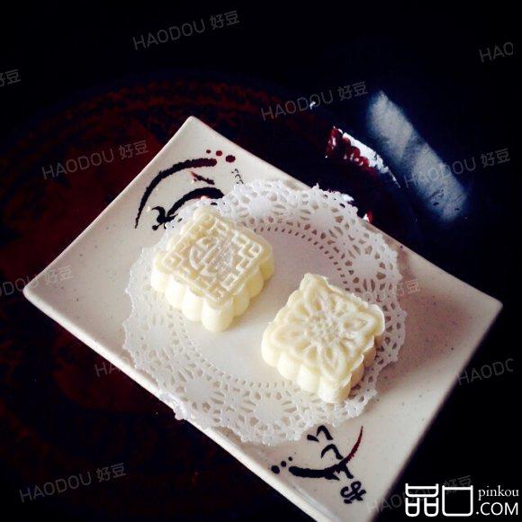 桃子冰皮月饼