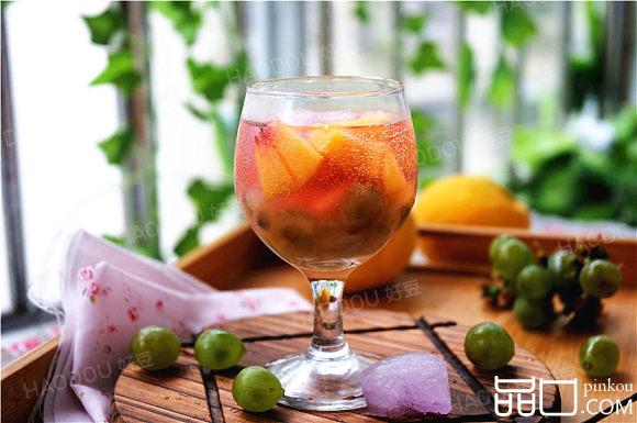 浓情蜜意鸡尾酒