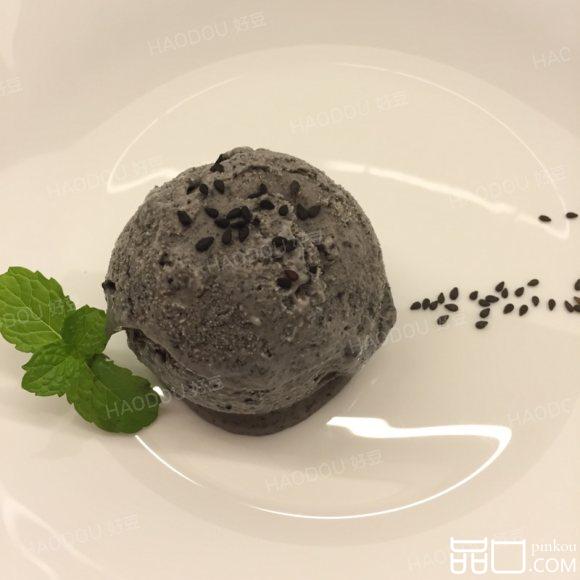 黑芝麻冰淇淋
