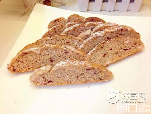 【手工美食】全麦面包