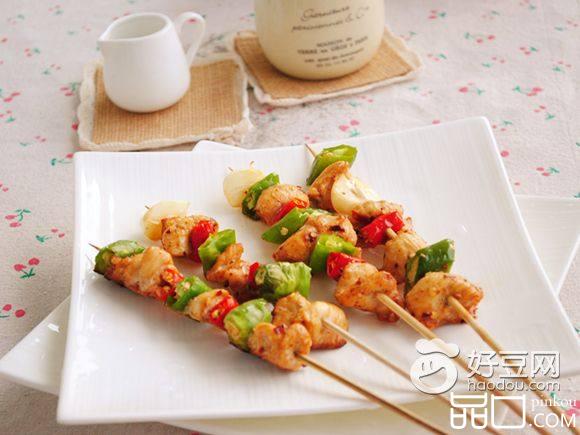 多彩鸡肉串