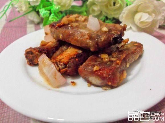 腐乳蒜香排骨—微波炉