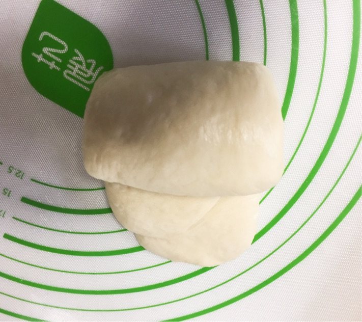 烫种牛奶吐司步骤10