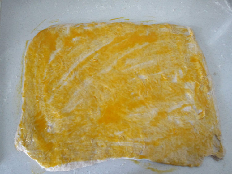 肉桂红糖葡萄干面包步骤8