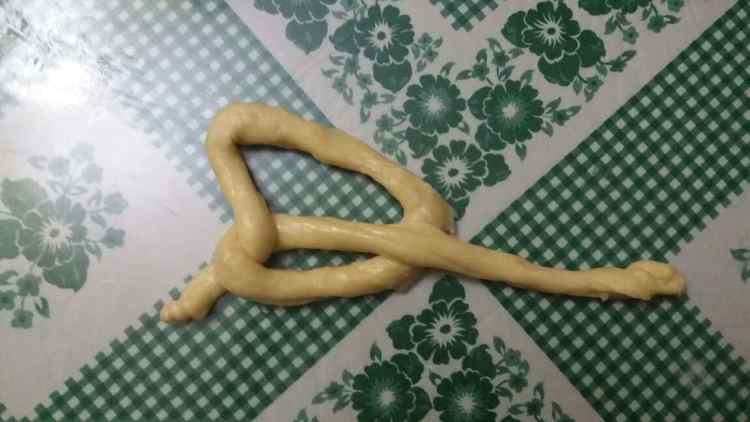 酥粒辫子面包步骤7
