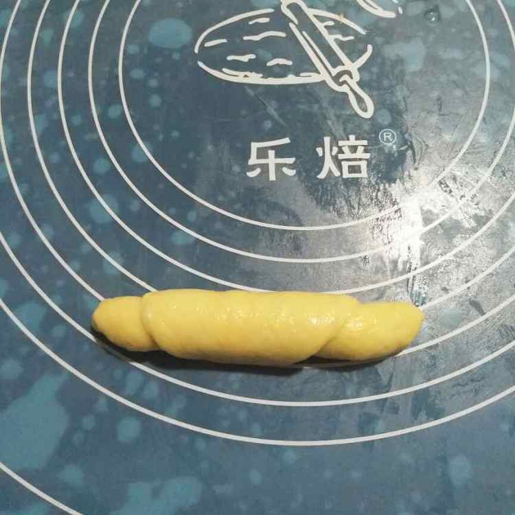 黄金椰蓉小排包步骤9