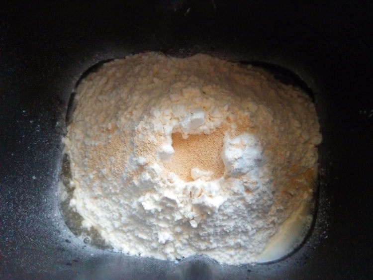 蔓越莓红糖软欧步骤1