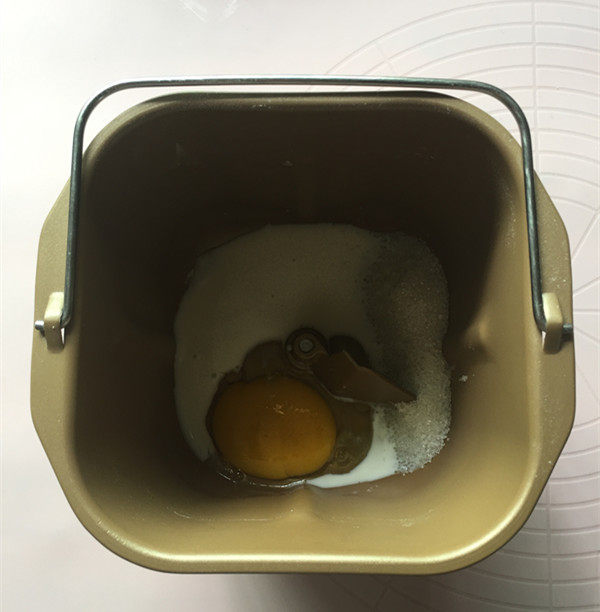 日式牛奶卷步骤6