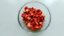 草莓乳酪面包步骤11