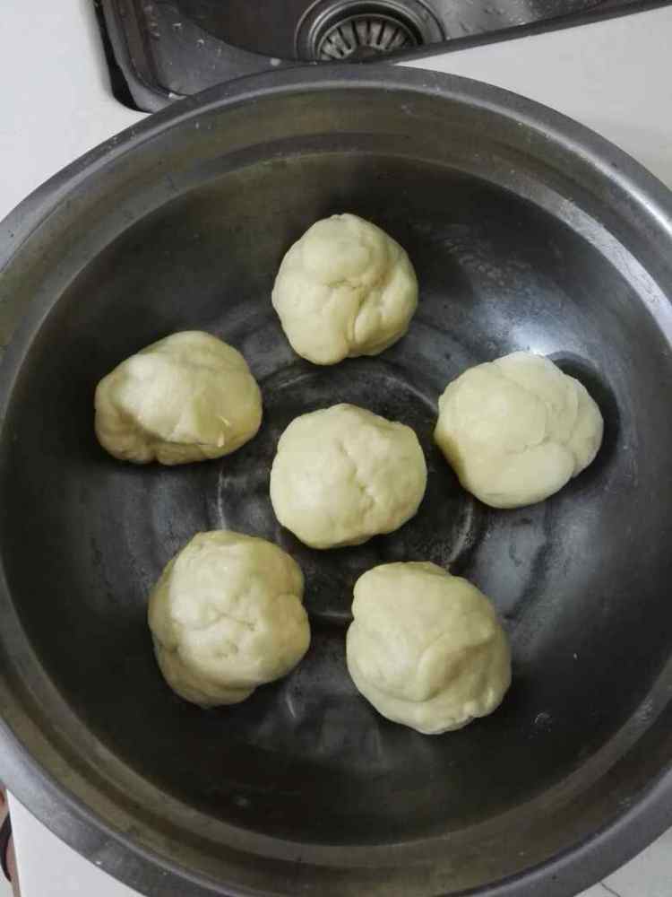 心形椰蓉面包步骤6