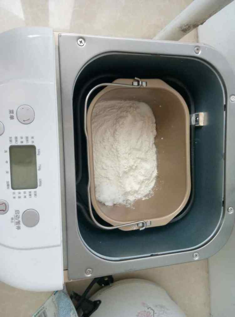 蜜豆面包步骤1