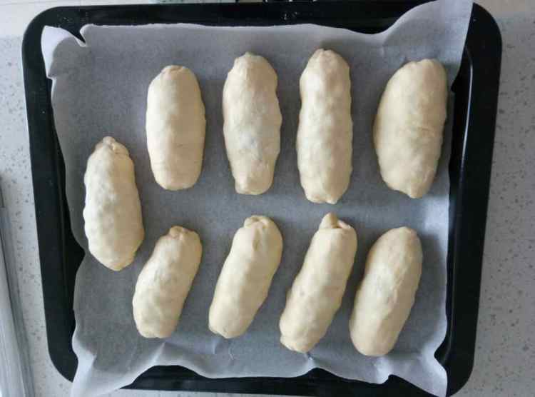 蜜豆面包步骤8