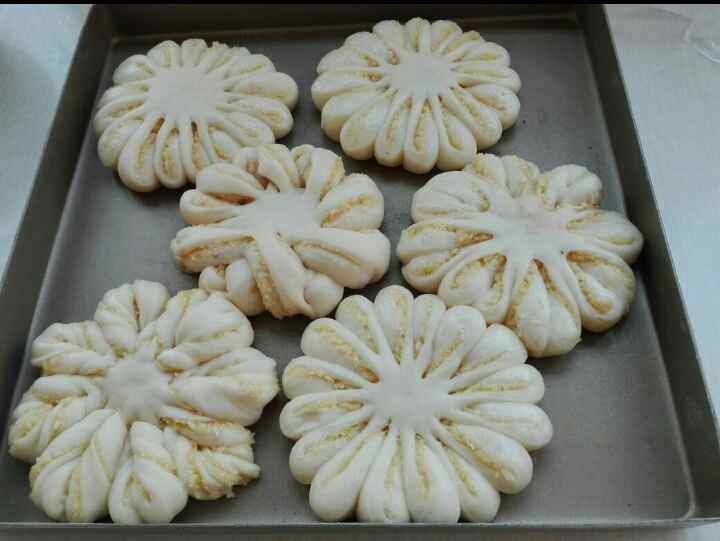 椰蓉花型?面包步骤9