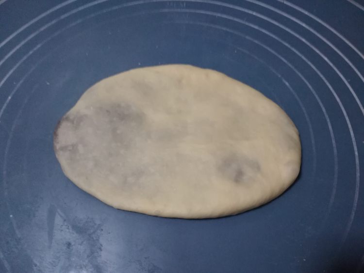 毛毛虫豆沙面包步骤9