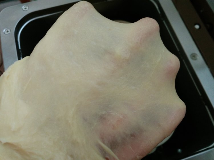 双蛋豆沙土司步骤2