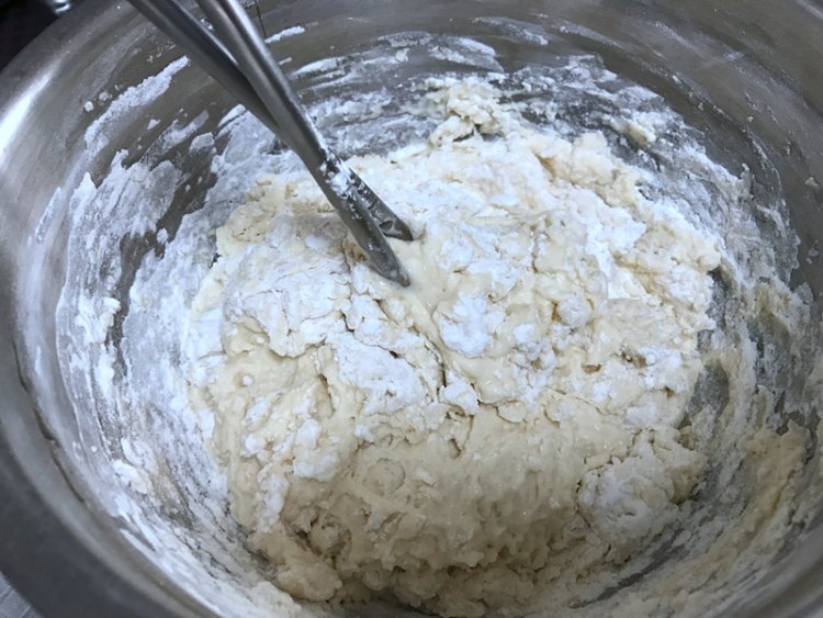 玫瑰盐软欧面包步骤2