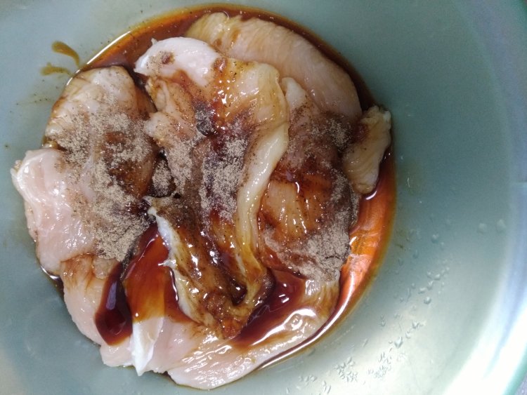 鸡肉汉堡步骤9