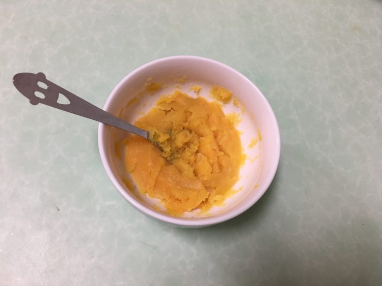 玫瑰花酱红薯吐司步骤1