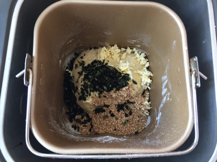 海苔芝麻面包棒步骤5