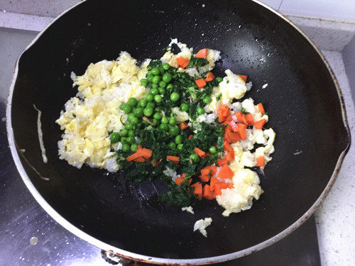 蛋炒饭吐司盅步骤11