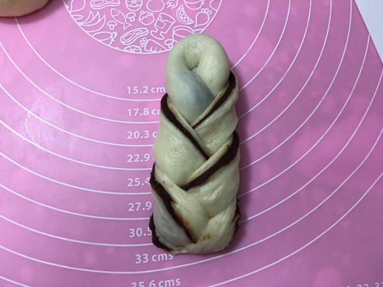 汤种法豆沙馅辫子面包步骤12