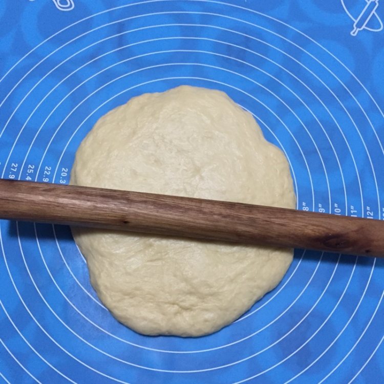 红豆扭扭面包步骤3