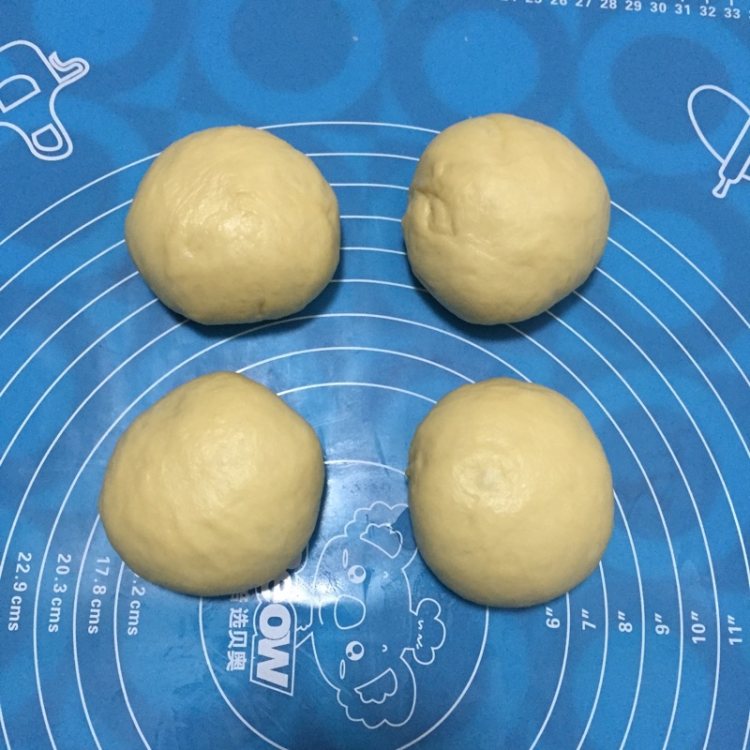 红豆扭扭面包步骤4