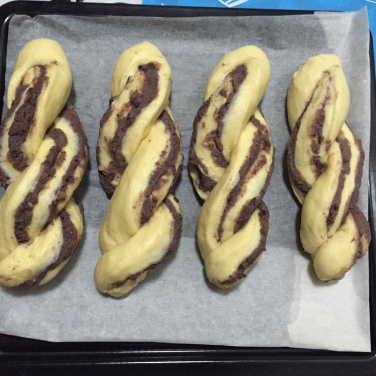 红豆扭扭面包步骤10