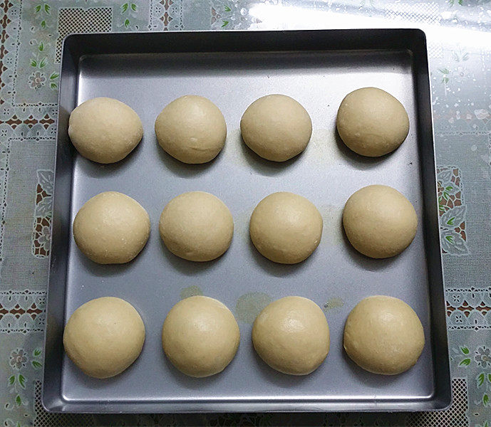 蜜豆芝麻餐包步骤9