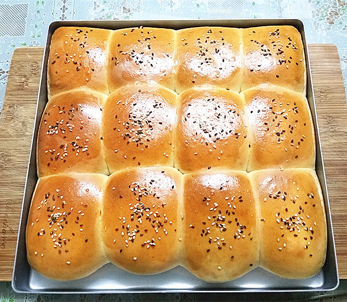 蜜豆芝麻餐包步骤13