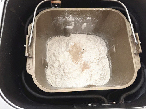 酸奶蜜豆面包步骤6