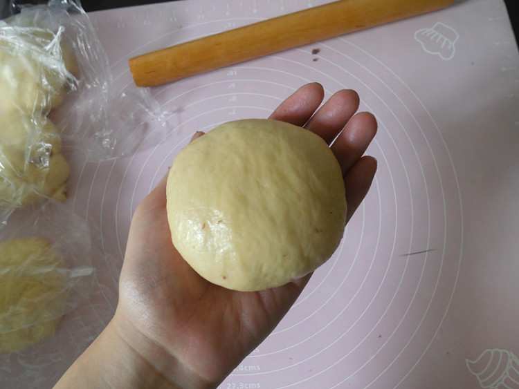 豆沙面包步骤7