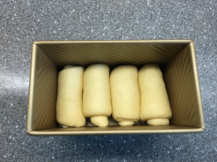 北海道鲜奶土司步骤13