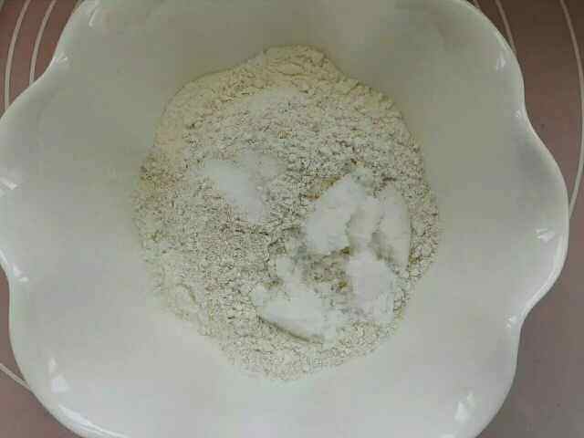 葡萄干吐司面包步骤2
