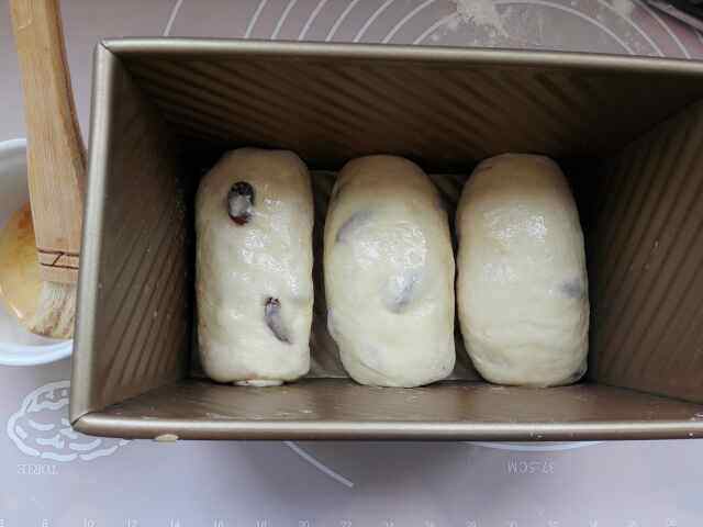 葡萄干吐司面包步骤9