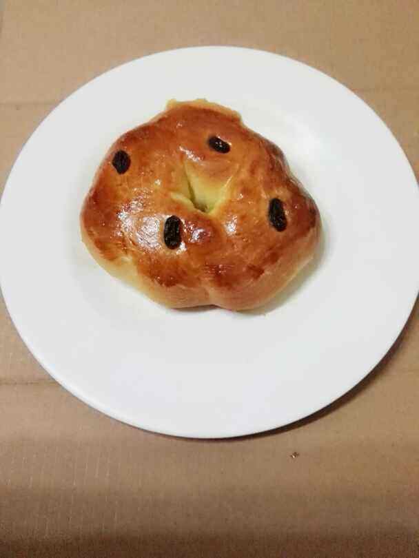 葡萄干花朵面包步骤15
