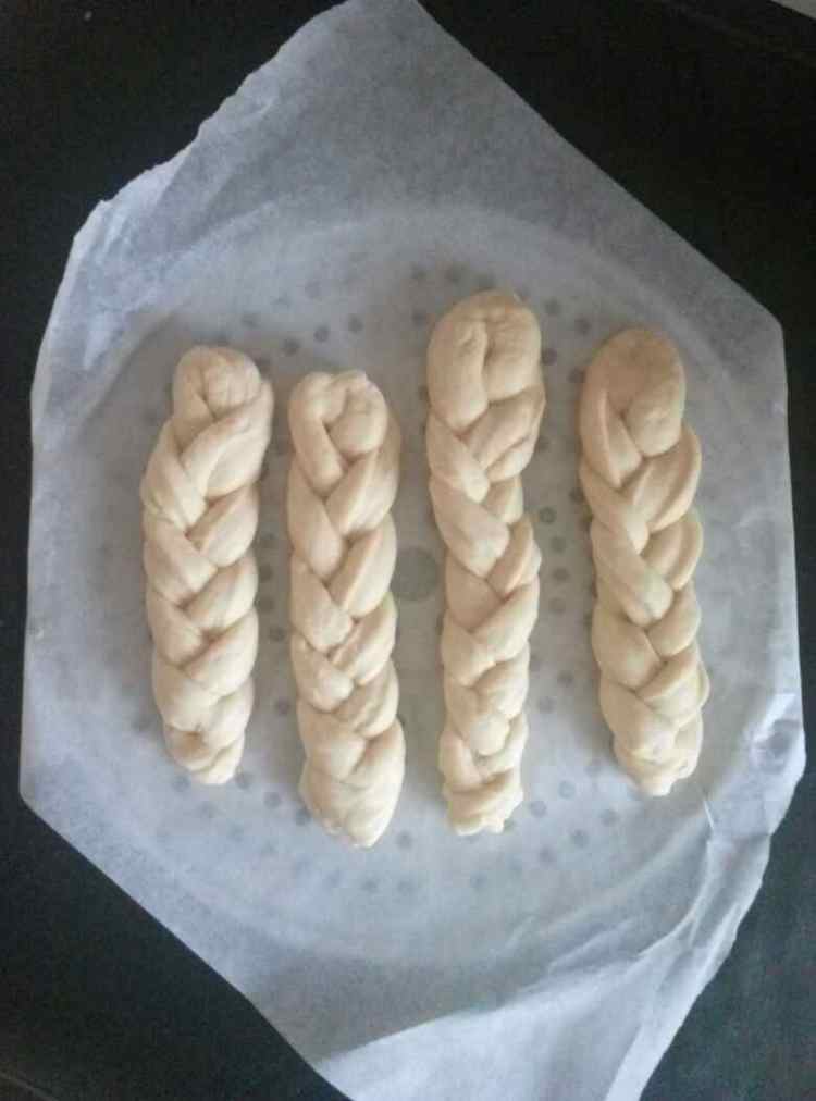 麻花辫面包步骤10
