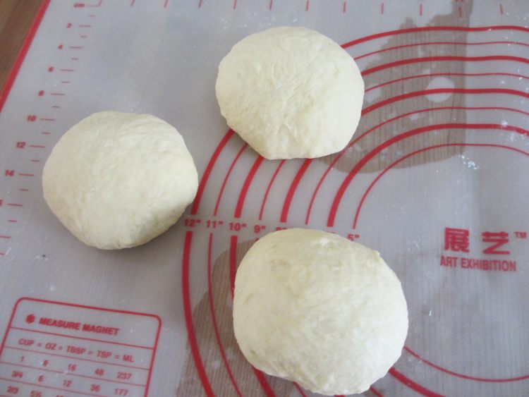 蜜豆辫子排包步骤5