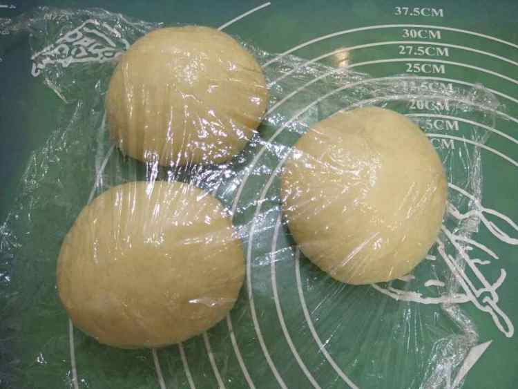 醇奶吐司步骤8