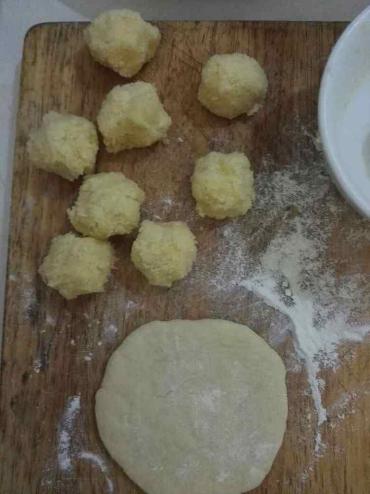 椰丝花朵面包步骤8