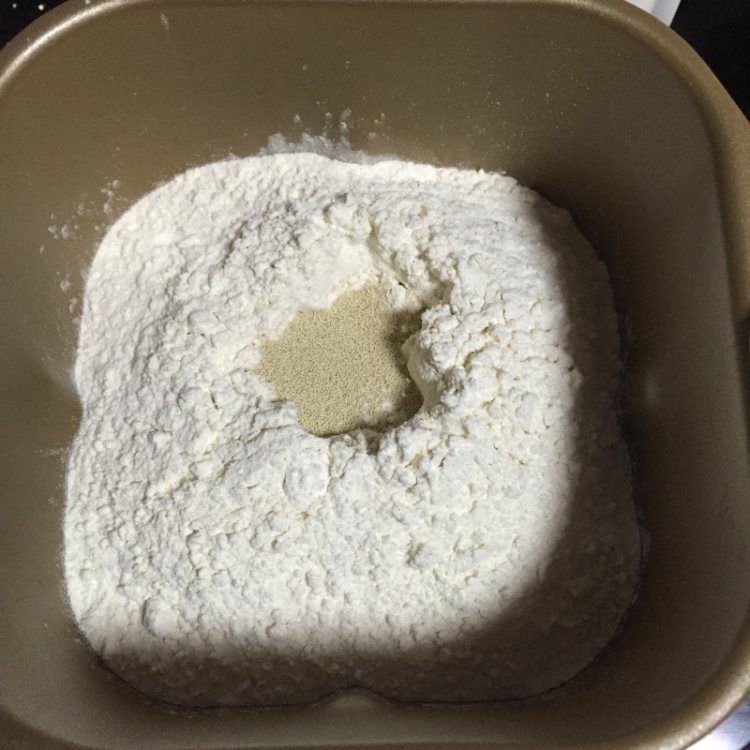 红豆餐包步骤1